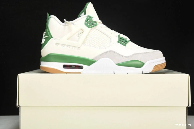  DR5415-103  SB Green Retro Jordan 4 Pine 0121